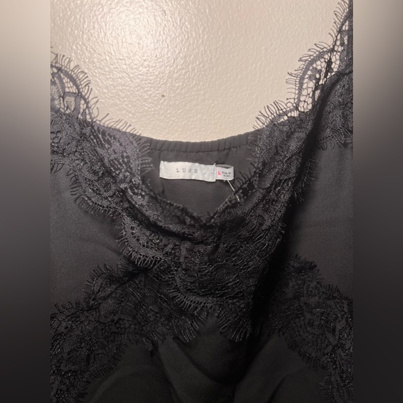 [lush] black lace trimmed tank top - Picture 2 of 7